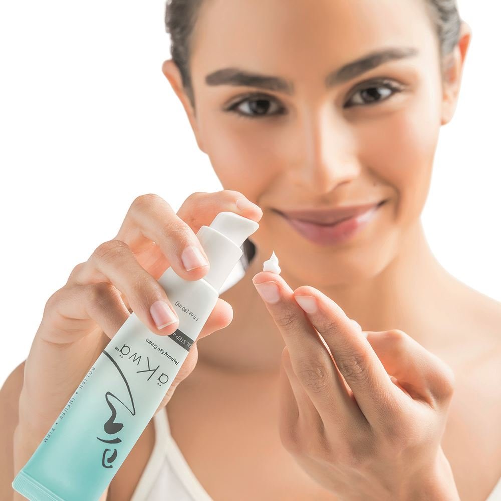 akwa-Crema-de-Ojos-ventas-ecuador.jpg Precio 🚀 Price akwa Crema de Ojos ✅ Hidratación y cuidado para la zona ocular - Imagen 3